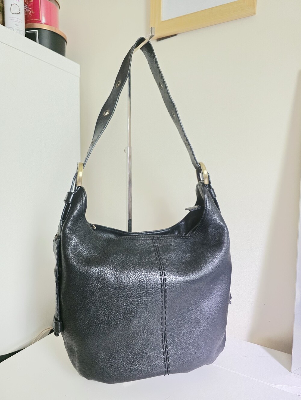 ECCO Leather Hobo Shoulder Bag - Classic Everyday Style